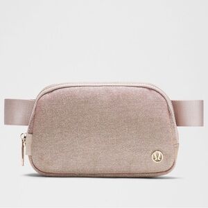 🆕 LULULEMON Everywhere Belt Bag 1L Glitter Pink Champagne/Muse/Gold NWT